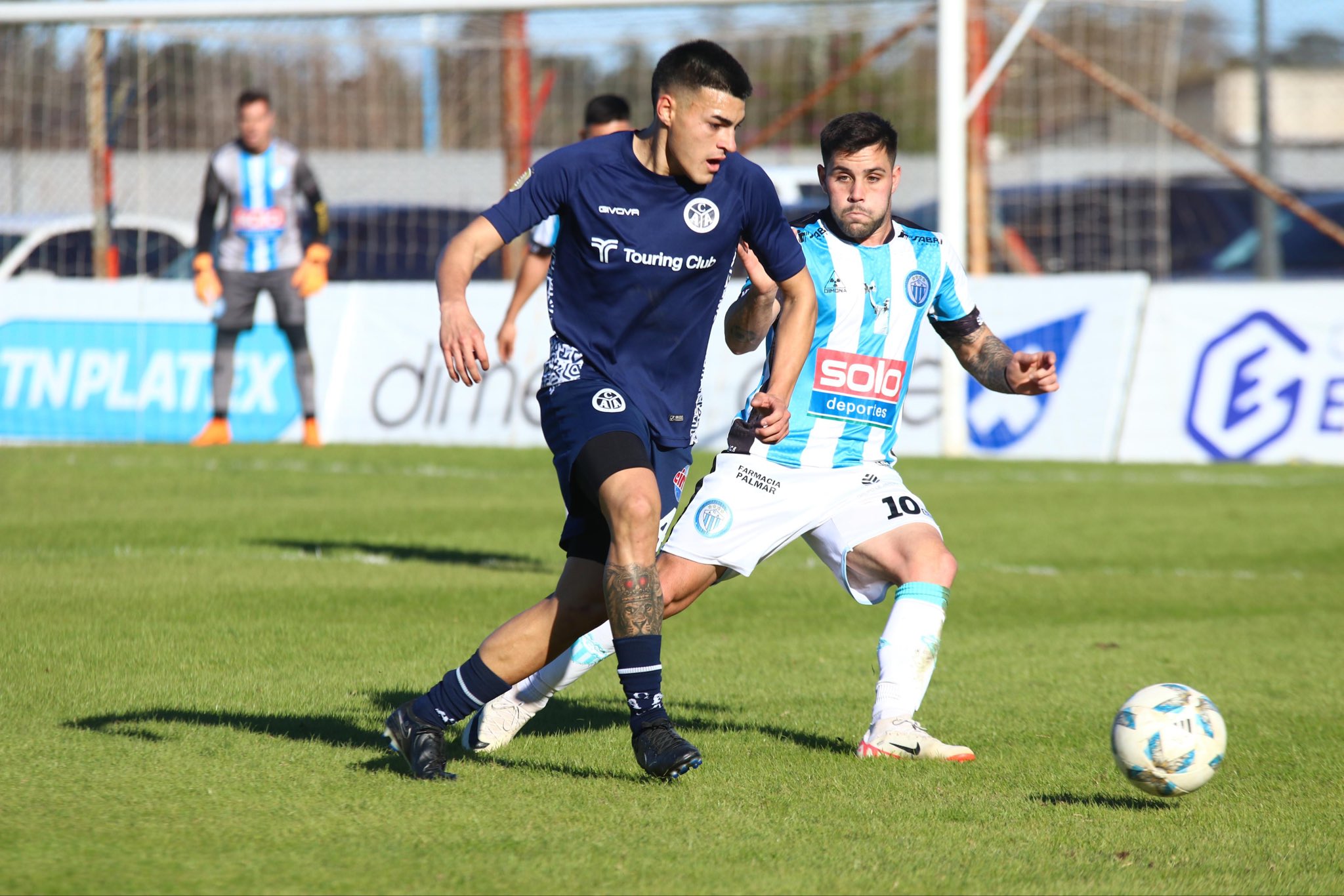 Roman Etcheverri en accion - Acassuso cayo ante la Academia